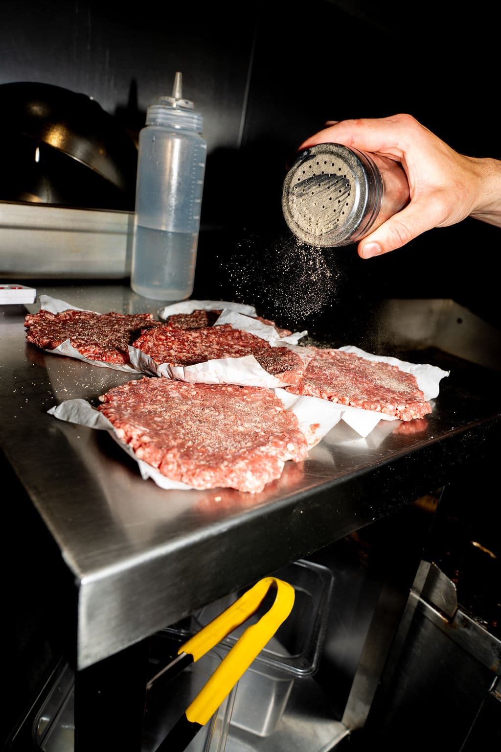 3Bros Sussex Wagyu smash burger patties seasoned with pepper